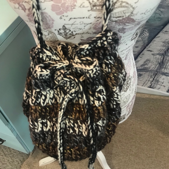 Mudd Handbags - Mudd Crochet Crossbody Bag